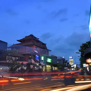 2* Guest house Bemo Corner